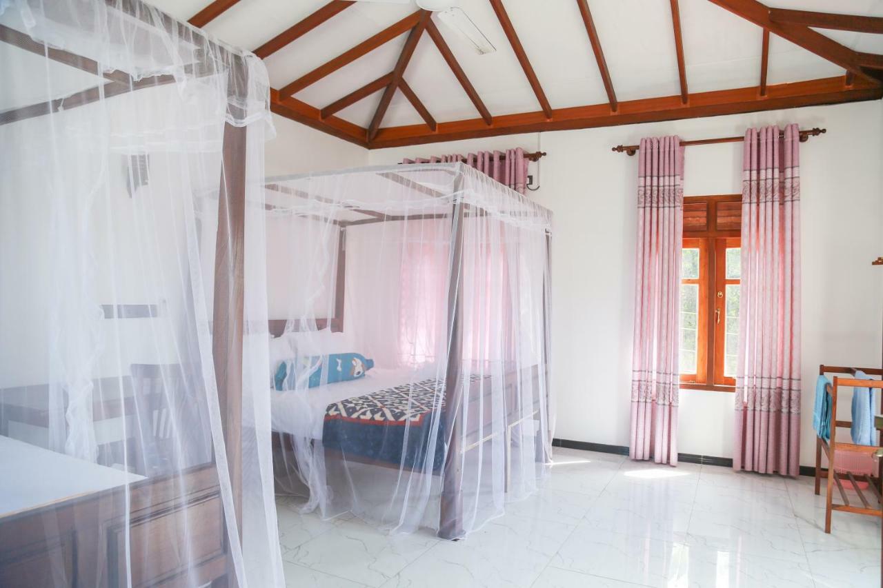 Coconut Hill Homestay Mirissa Luaran gambar
