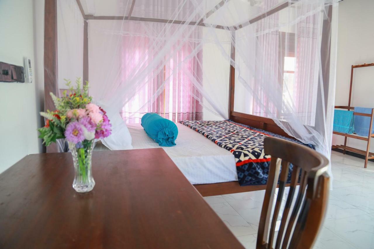 Coconut Hill Homestay Mirissa Luaran gambar