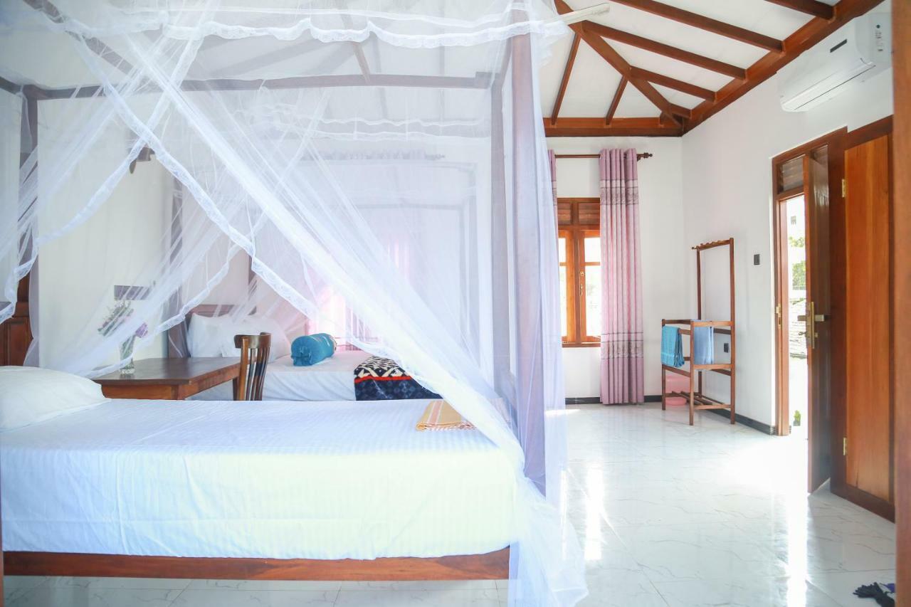 Coconut Hill Homestay Mirissa Luaran gambar